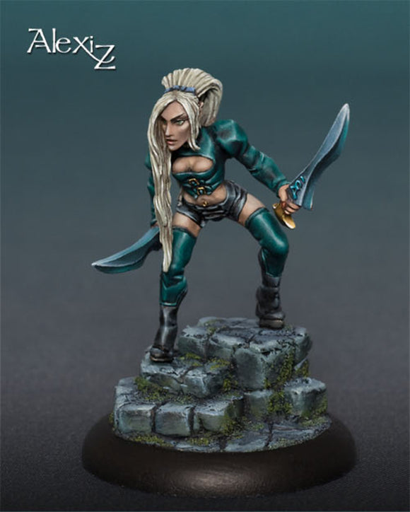 Reaper Bones USA: Caryth, Female Dark Elf (30229) - Unpainted